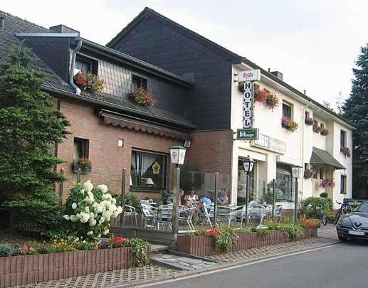 Hotel Haus Gertrud Зимерат Екстериор снимка
