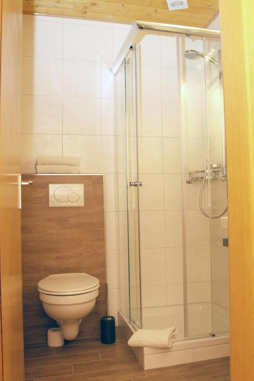 Hotel Haus Gertrud Зимерат Стая снимка