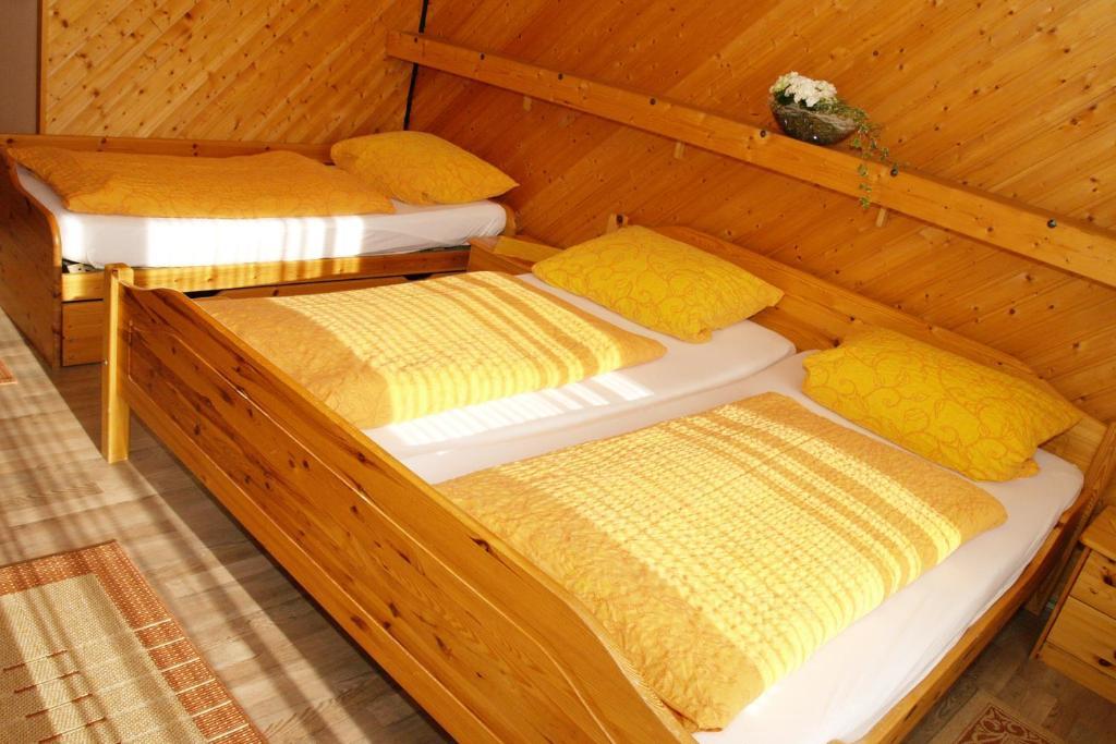 Hotel Haus Gertrud Зимерат Стая снимка