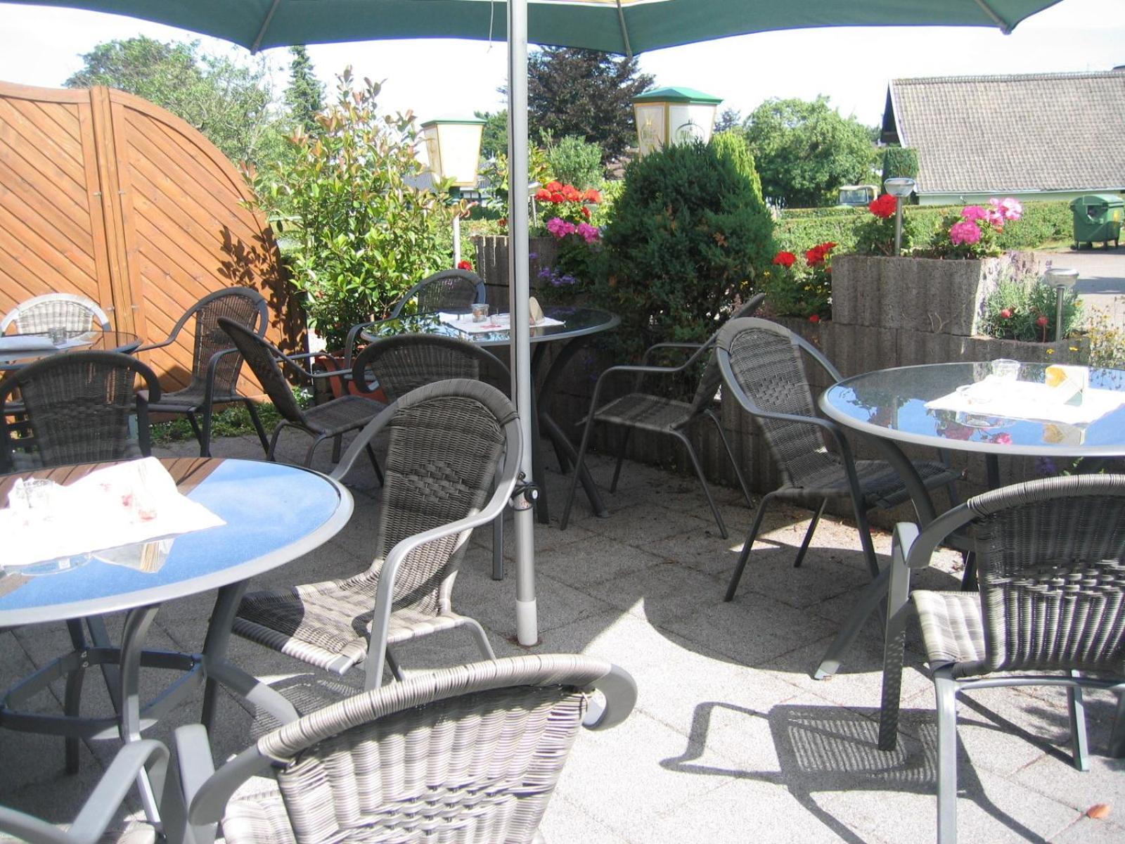 Hotel Haus Gertrud Зимерат Екстериор снимка