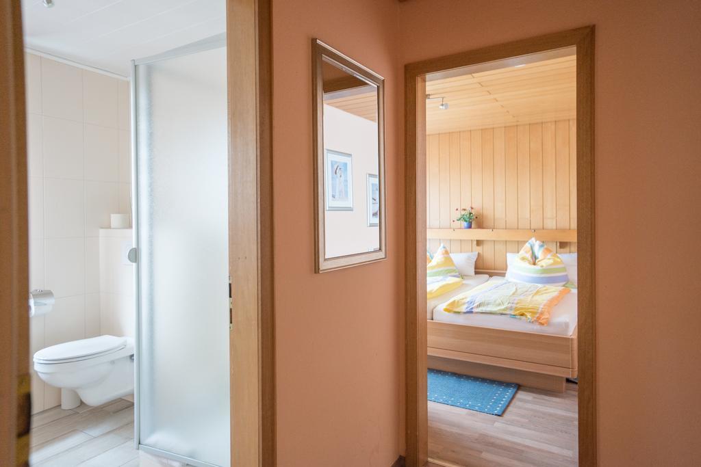 Hotel Haus Gertrud Зимерат Екстериор снимка